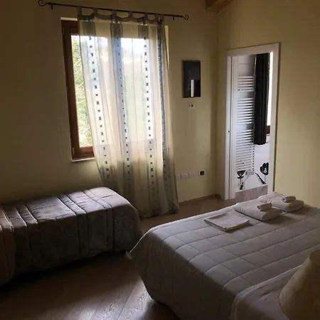 Guest house Djenga - Rock 'n Genga (Ancona)