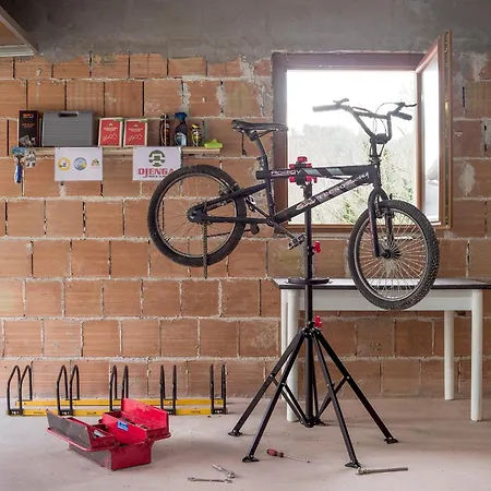 Djenga - Rock 'n Pensjonat